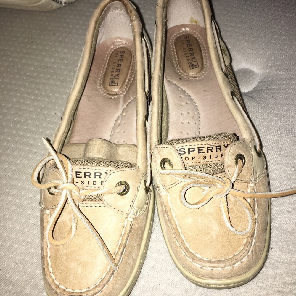 Women’s Tan Sperrys Size 7